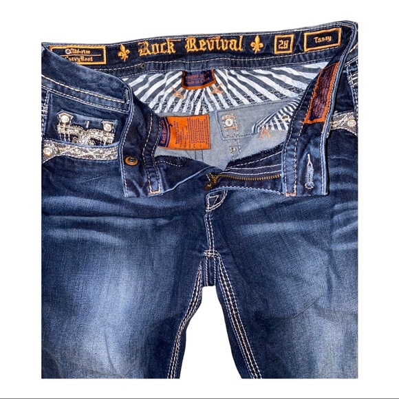 Rock Revival Jeans - Picture 4 of 8